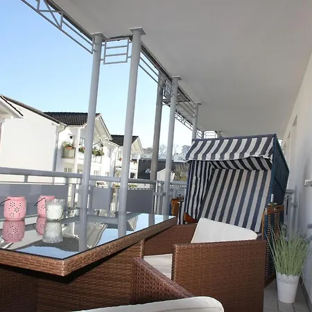Apartment Buskam: With Balcony And Ahoi Access